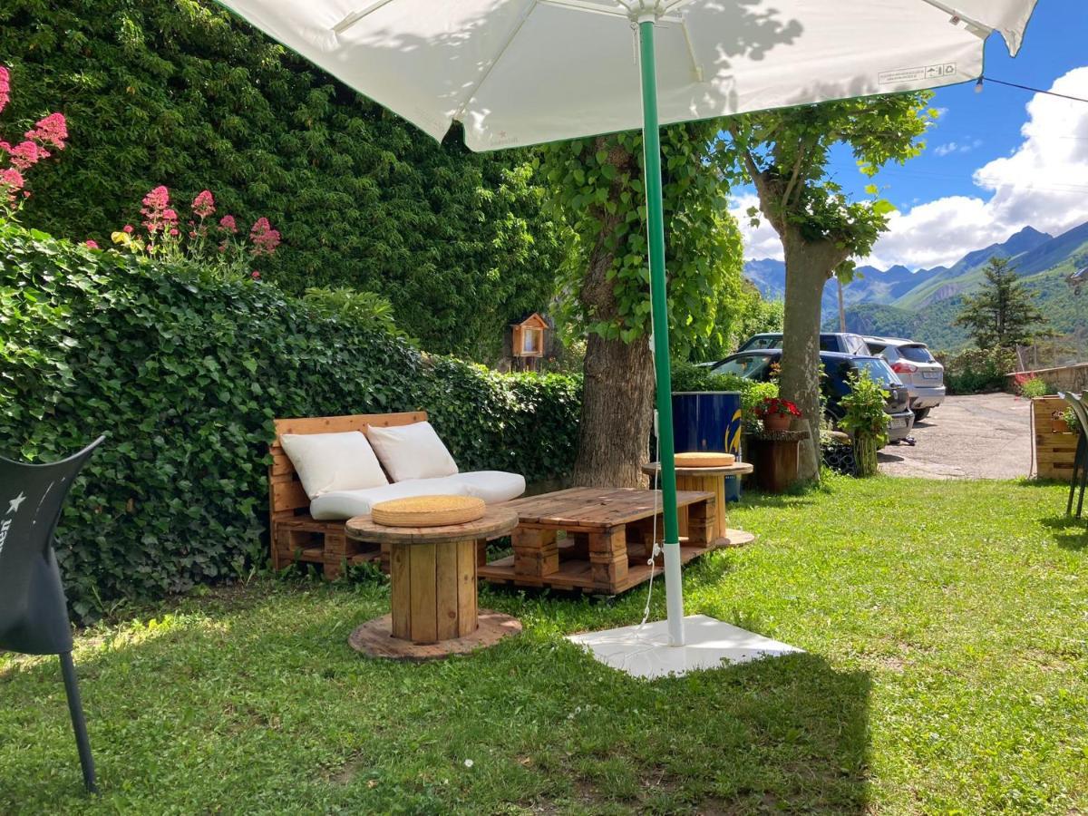 Hotel Mariana Tramacastilla de Tena Exteriör bild
