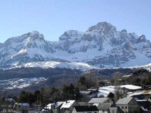 Hotel Mariana Tramacastilla de Tena Exteriör bild